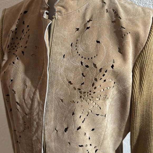 Coldwqter creek women’s leather brown jacket size medium with polyester sleeves - Picture 2 of 6